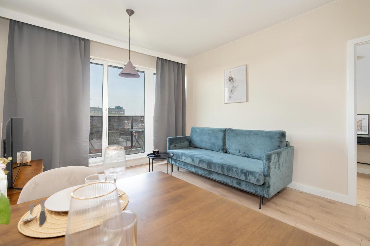 Wojciechowskiego Apartment With Parking By Noclegi Renters Poznań Eksteriør billede